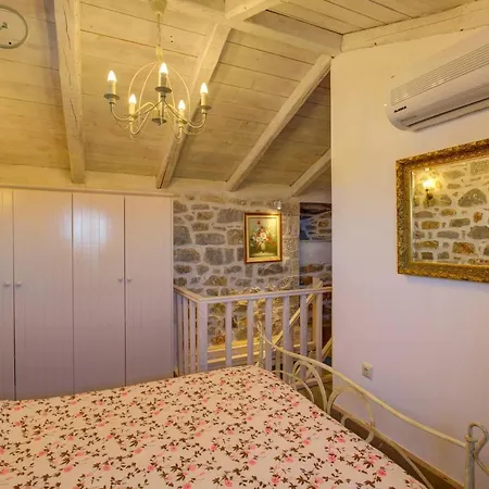 Guest house Mani Stone Towers