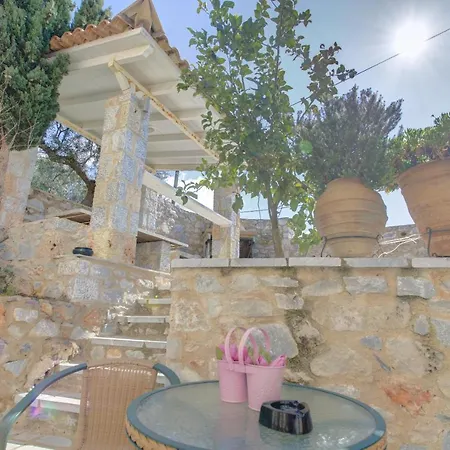 Mani Stone Towers Guest house 3*