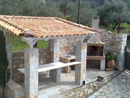 ゲストハウス Mani Stone Towers Kotronion (West Mani)