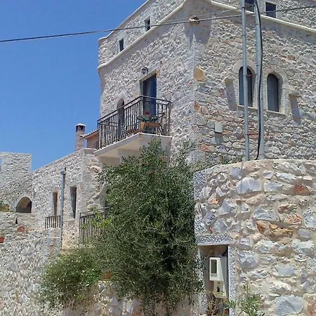 Mani Stone Towers ゲストハウス