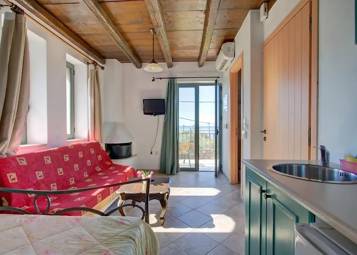 Gæstehus Mani Stone Towers 3*