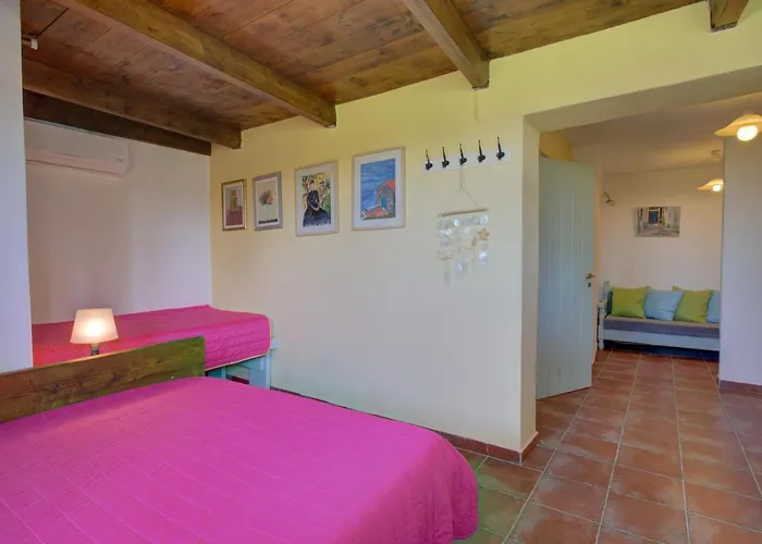 Mani Stone Towers Vendégház 3*