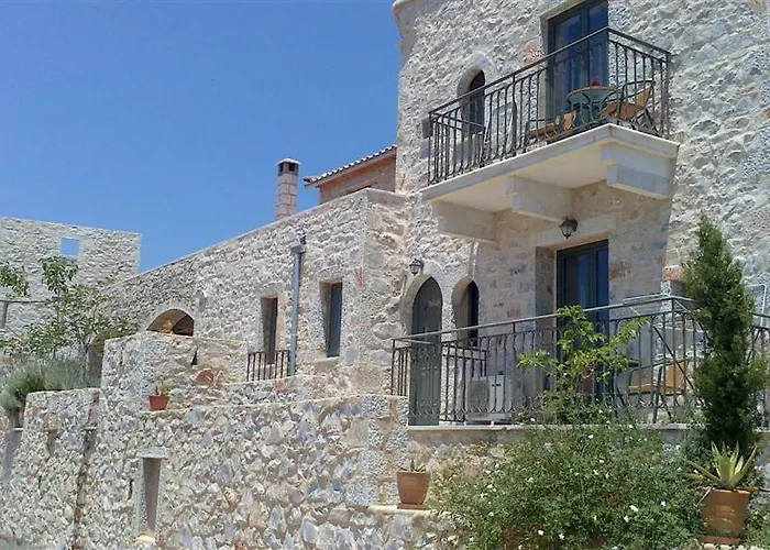 Mani Stone Towers 3* Kotronion (West Mani)